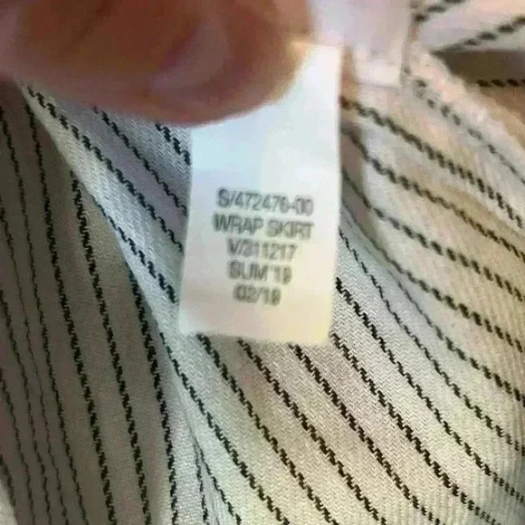 Banana Republic Cotton/Linen Wrap Skirt - Picture 12 of 12